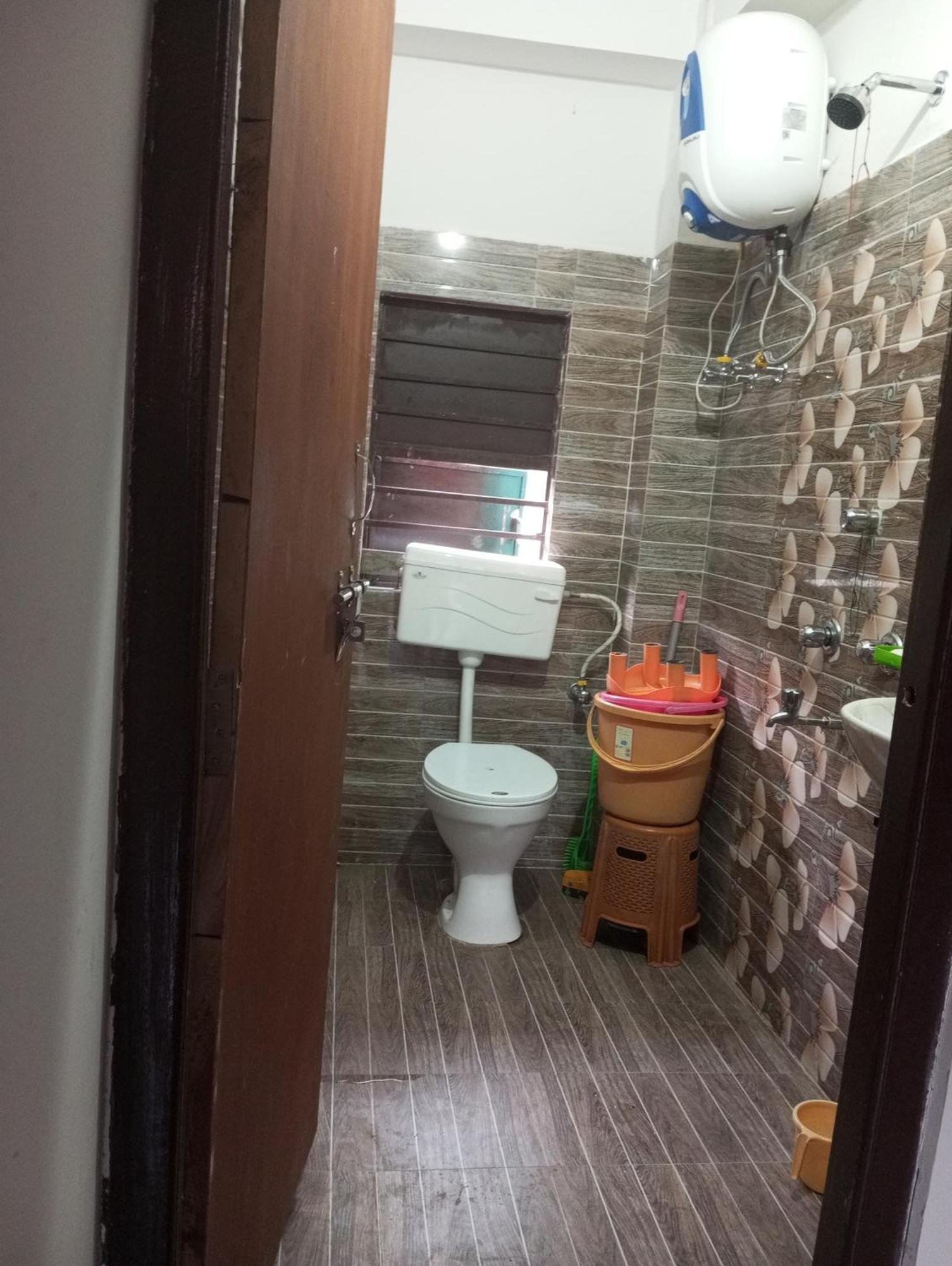 Valley View Hostel *