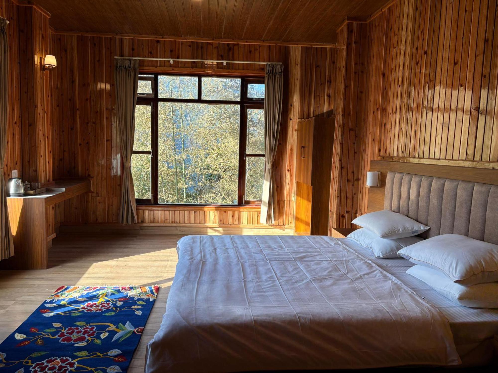 Gangtey Himalayan Homestay *