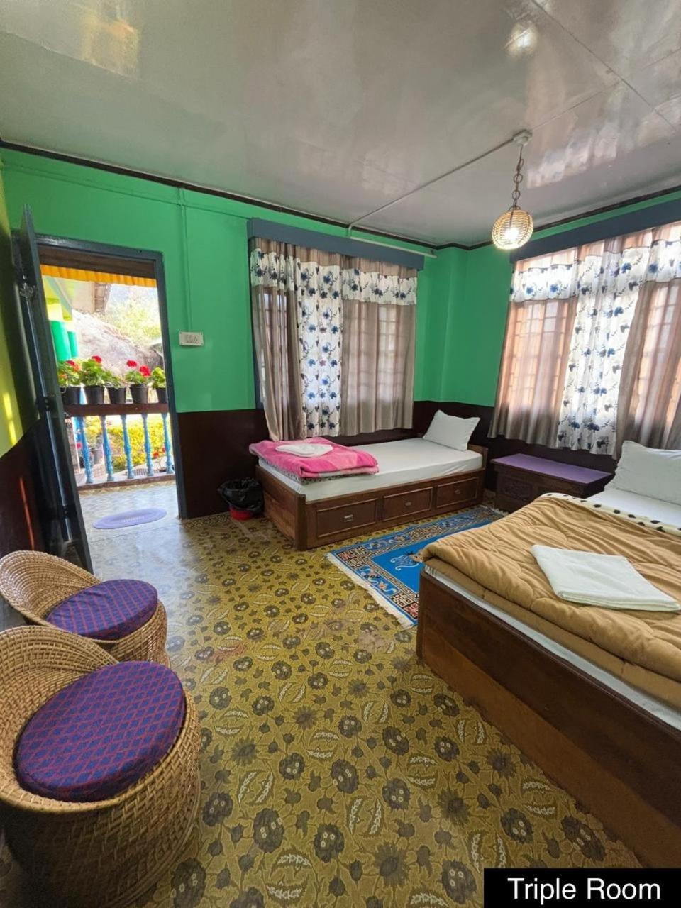 Odyssey Yuksom Bed & Breakfast Pelling