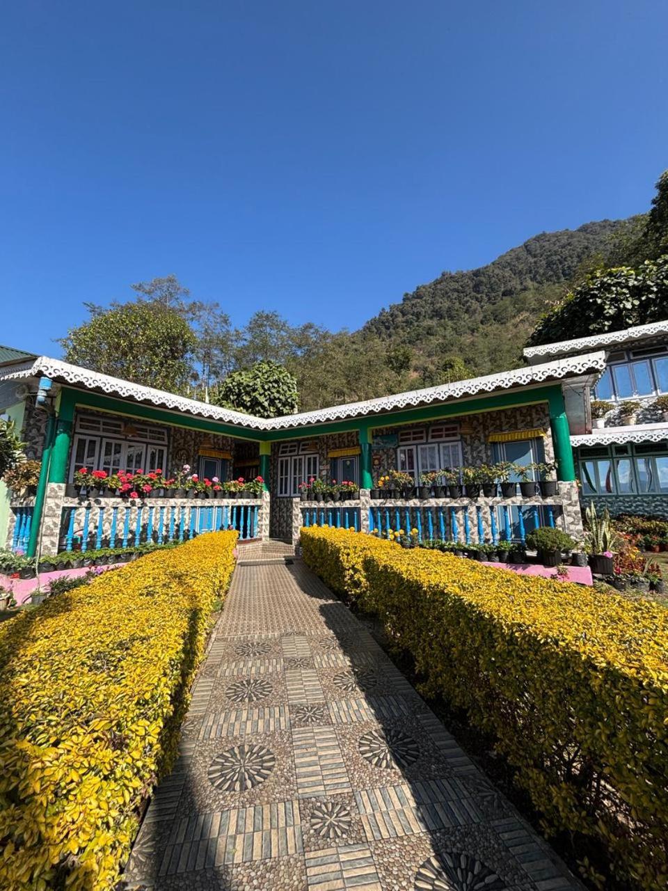 Bed & Breakfast Odyssey Yuksom Pelling