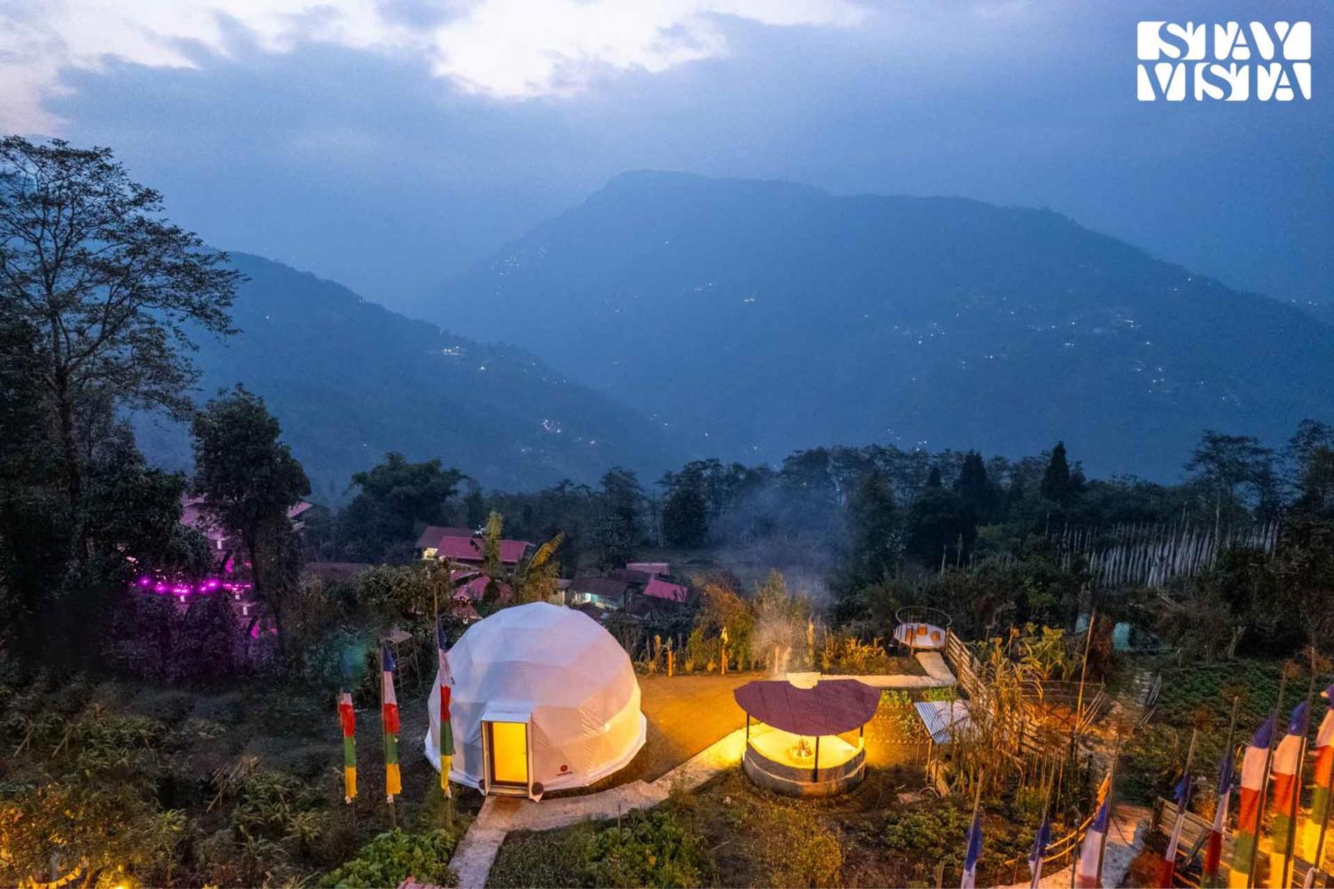 Stayvista At The Stargazer With Mountain Views, Bonfire, Lawn *