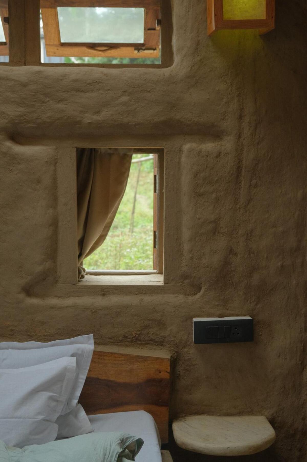 The Art Of Slow Living- An Earth Pelling
