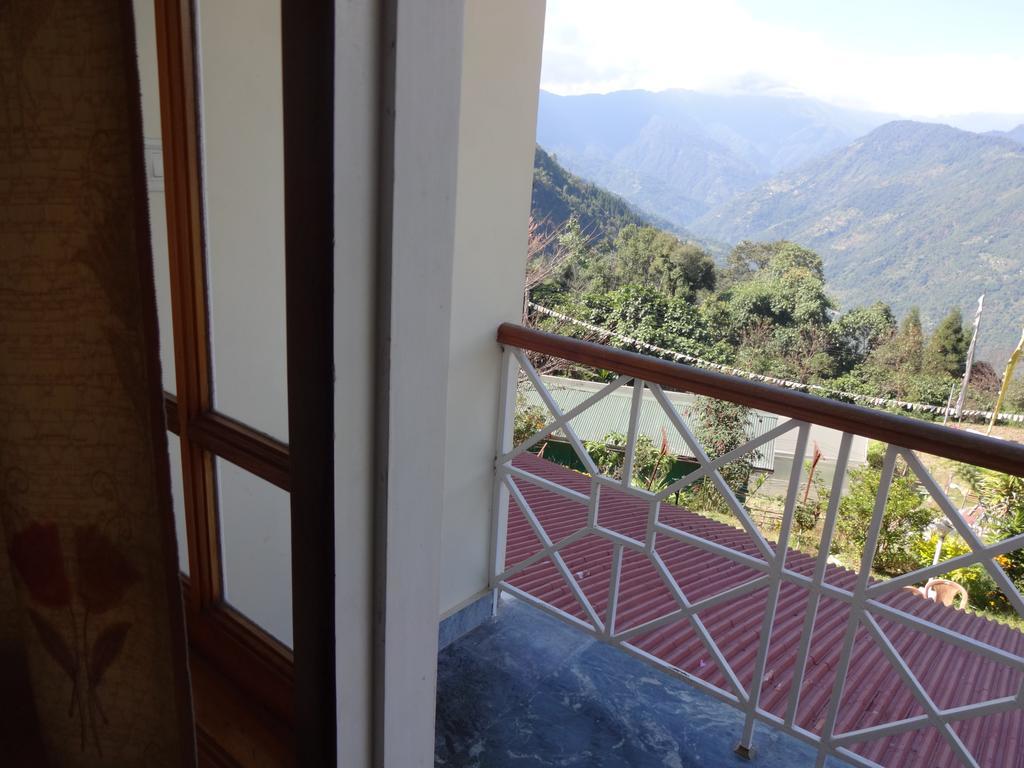 Pachu Village Resort 3*