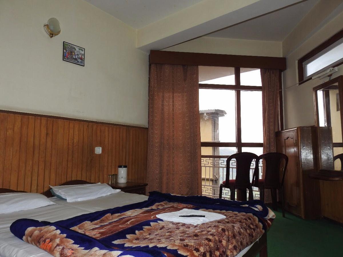 Tashi Gyal Tsen Hotel 3*