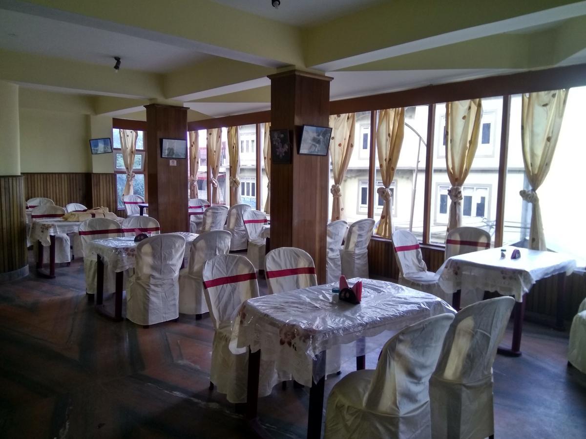 Tashi Gyal Tsen 3*