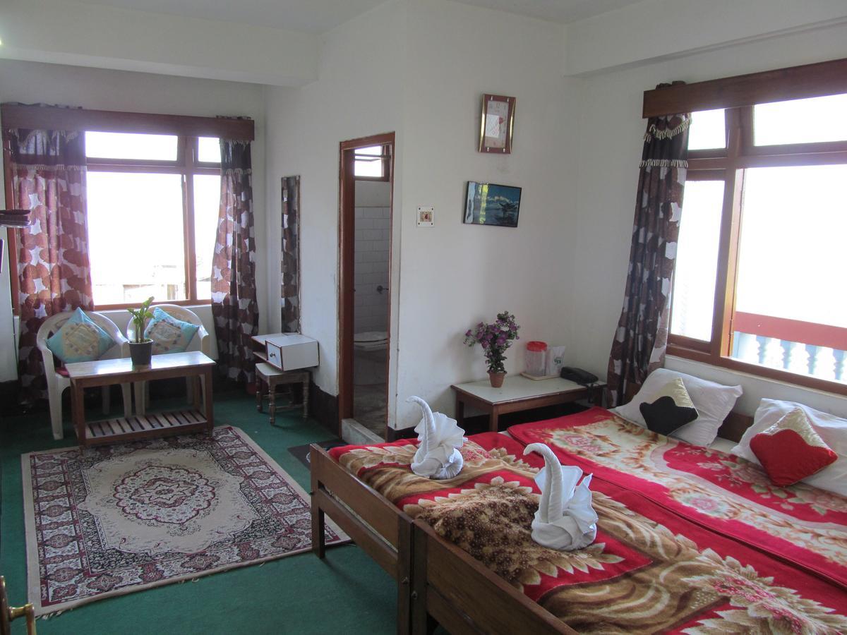 Hotel View Point Pelling