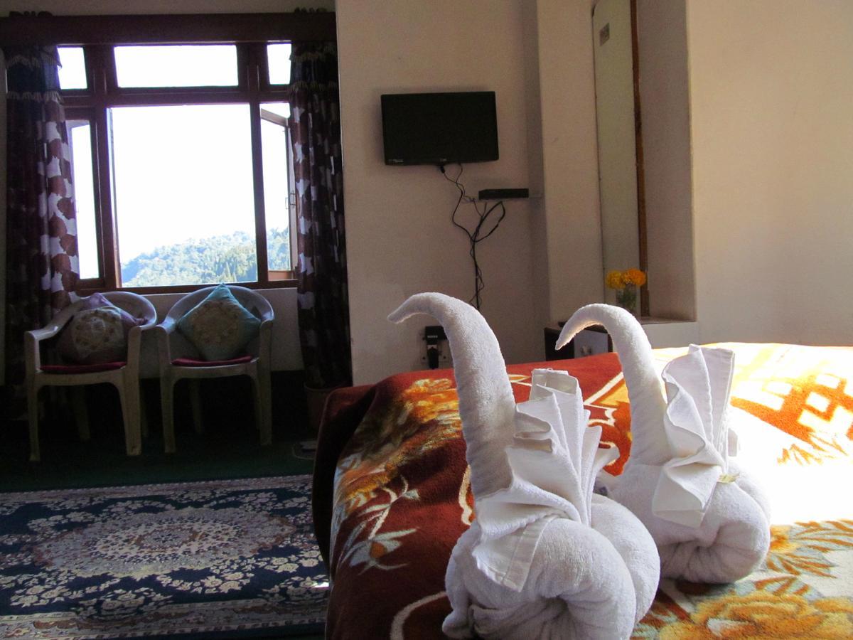 Hotel View Point *