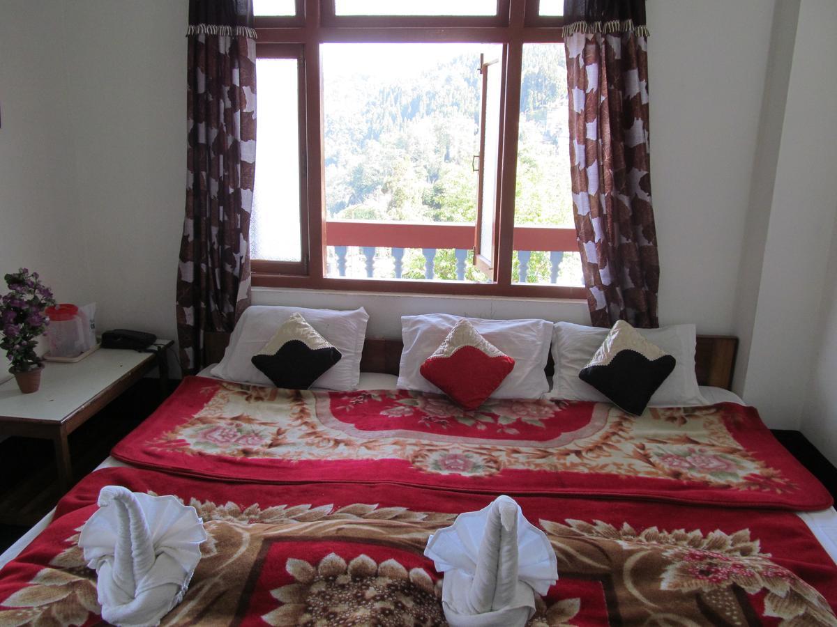 Hotel View Point *
