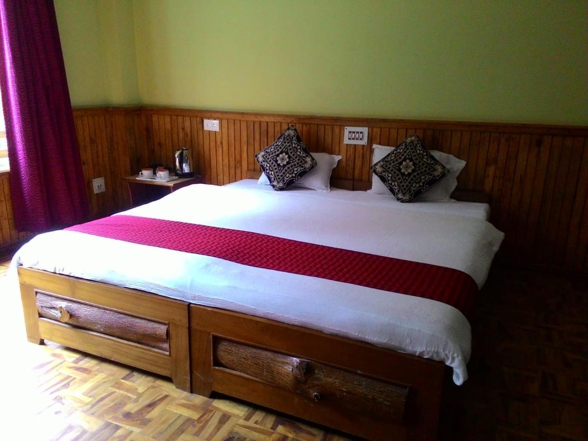 Hotel Mystic Nirvana Residency At 3*