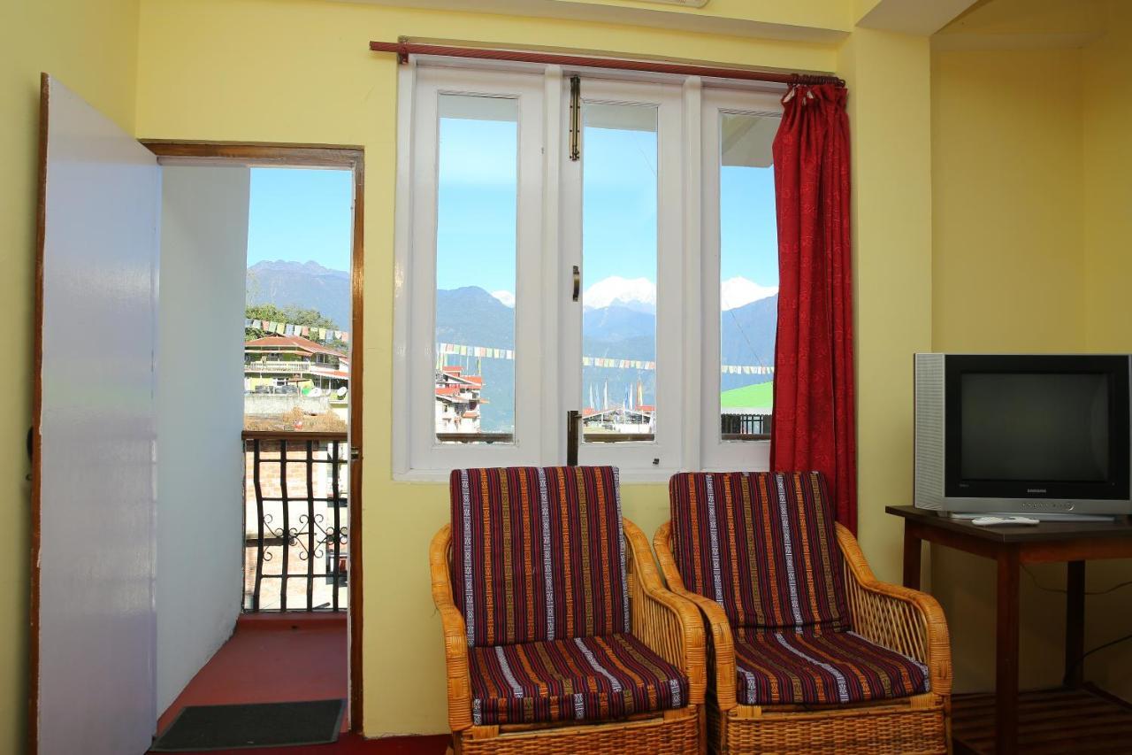 Hotel Rufina Swagat 3*