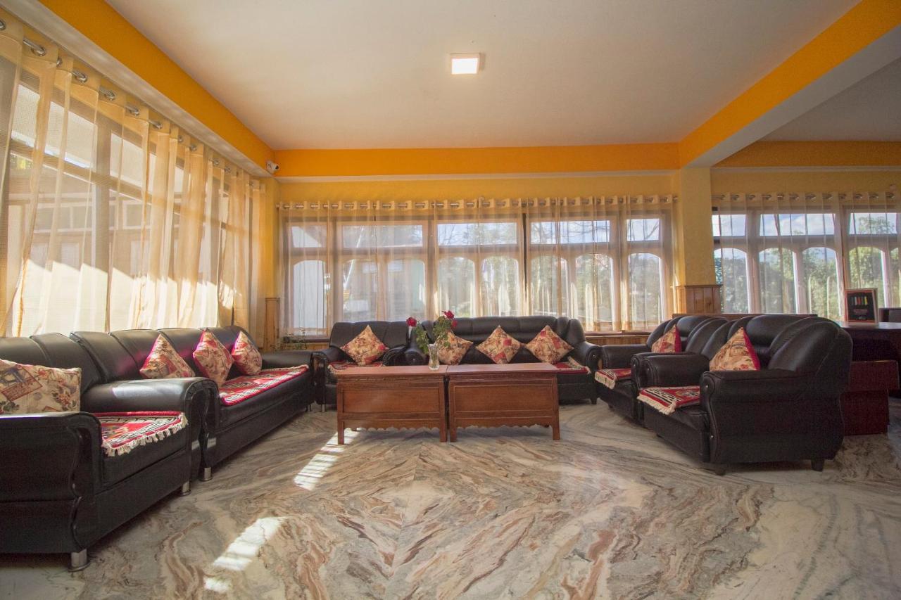 Oyo 25028 Ladakh Hotel