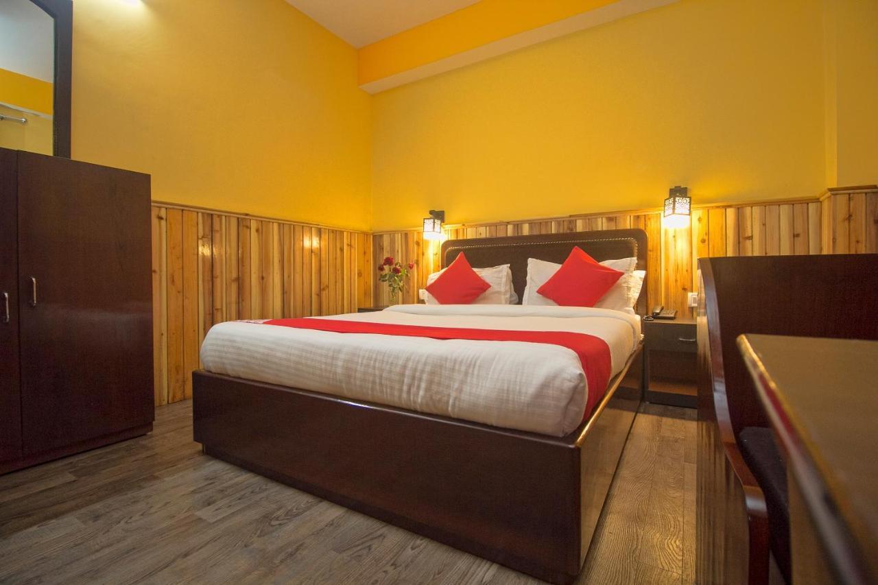 Oyo 25028 Ladakh 3*