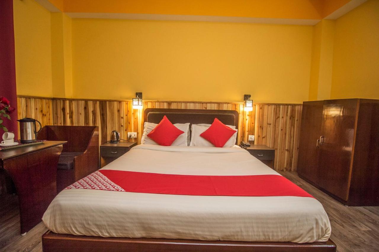 Oyo 25028 Ladakh Hotel