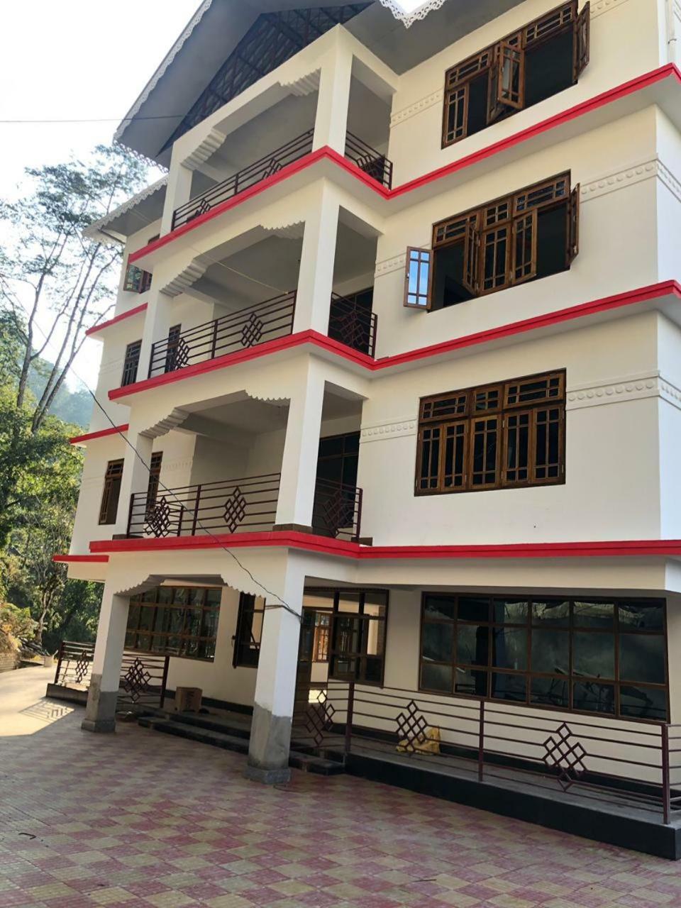 Dream Retreat, Hotel 2*