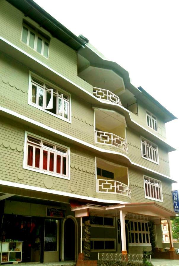 Norling Retreat Hotel Pelling