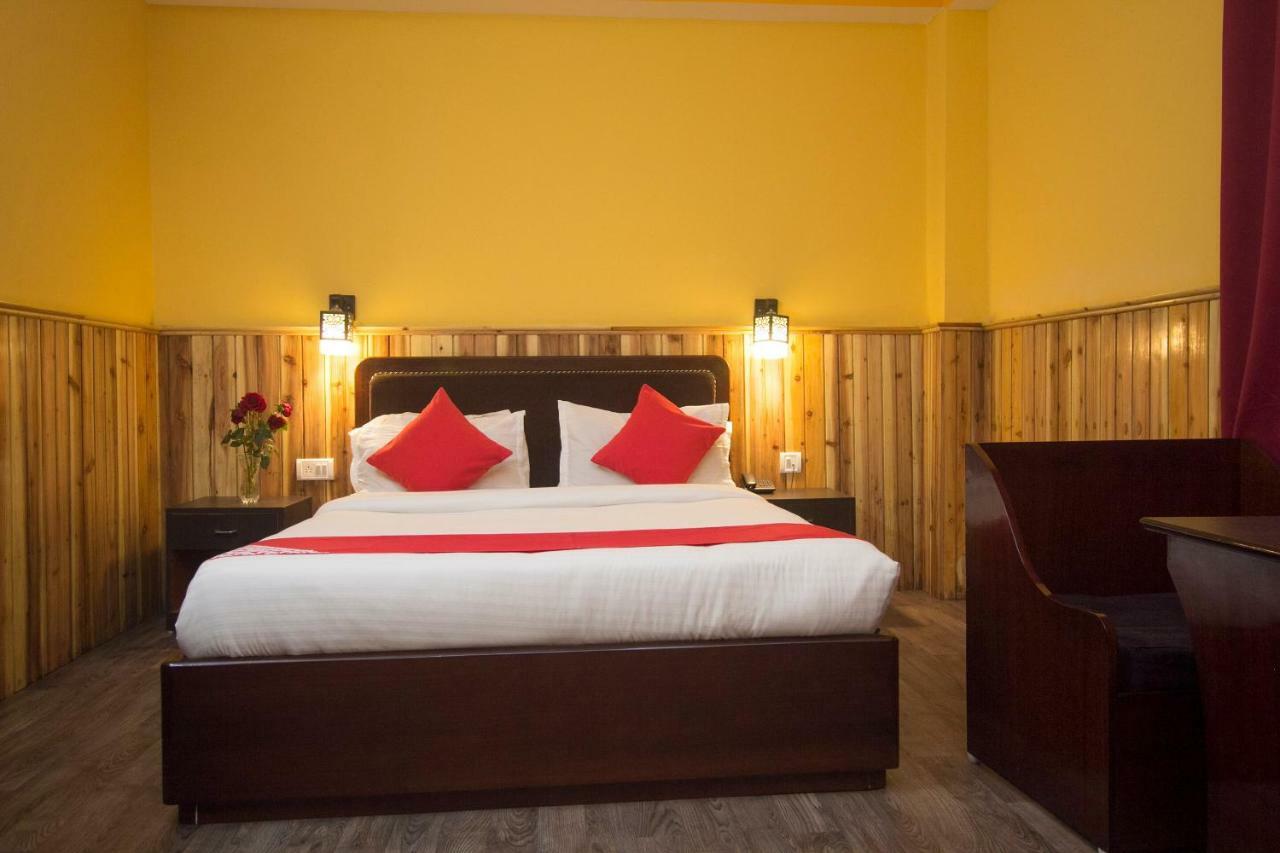Oyo 25028 Ladakh Pelling