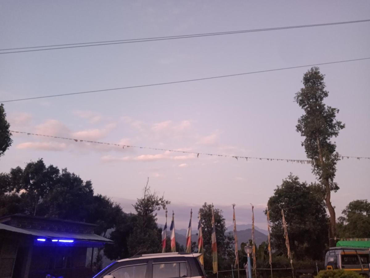 Holiday park Khi Gha Thang *