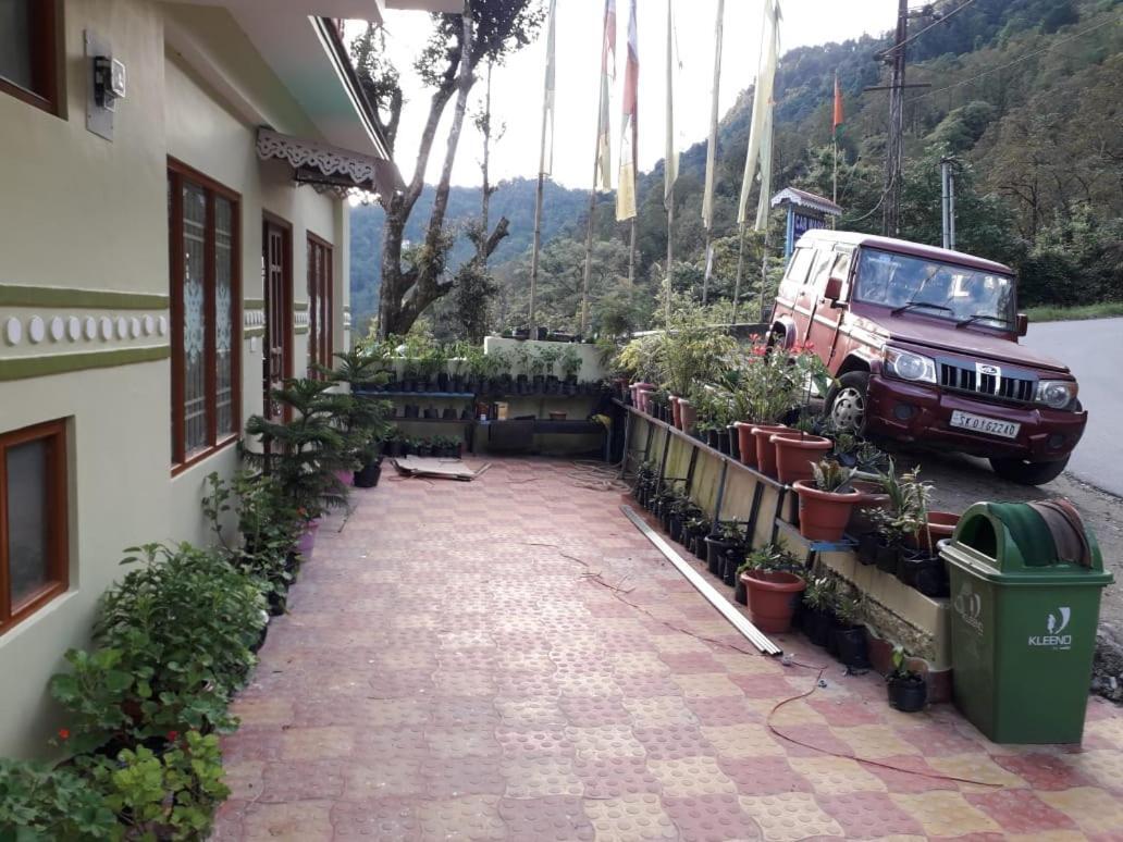 Pandim Heights Pelling