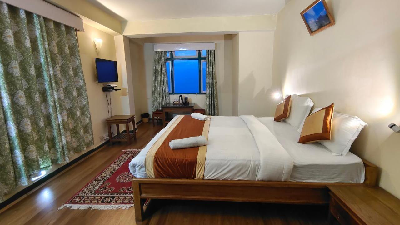 Dubdi Hotel 3*